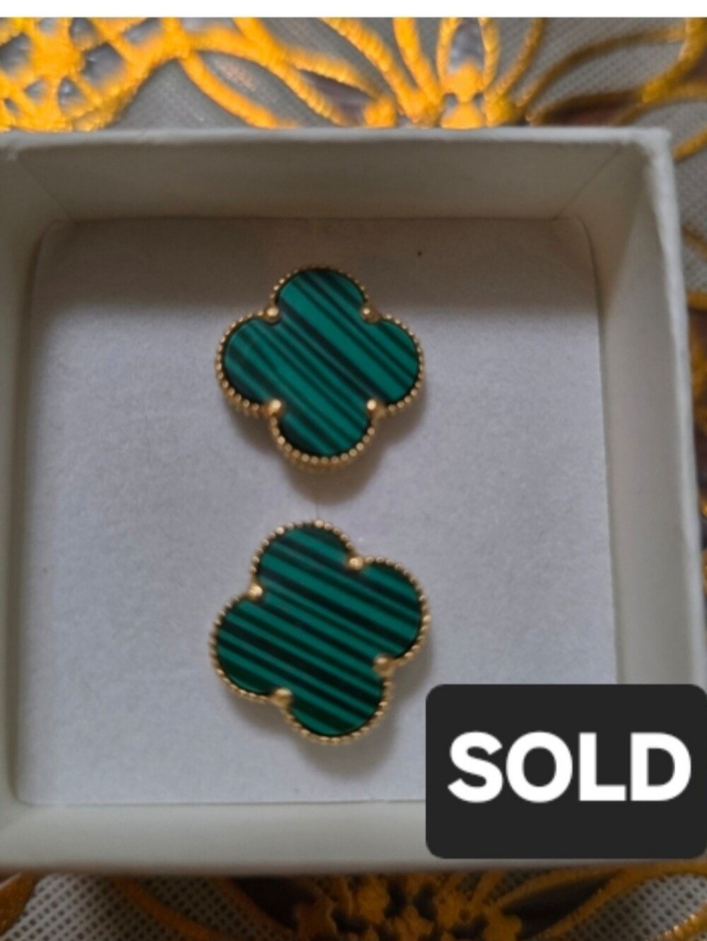 SOLD ! 18 Karat Gold Elegant Green and Gold Clover Earrings From Dubai